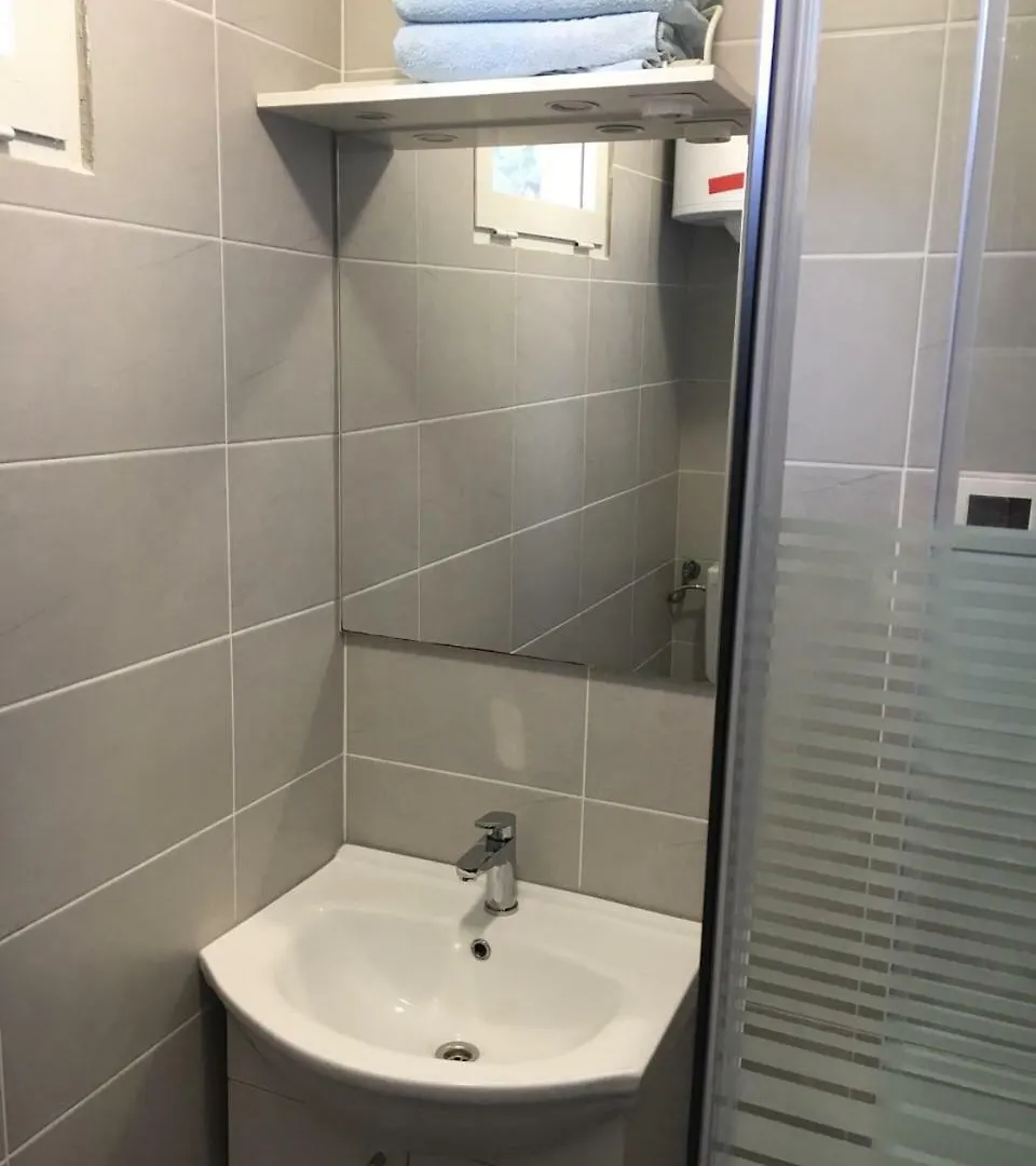 Apartment Kumicic - 3 Bedrooms Icici
