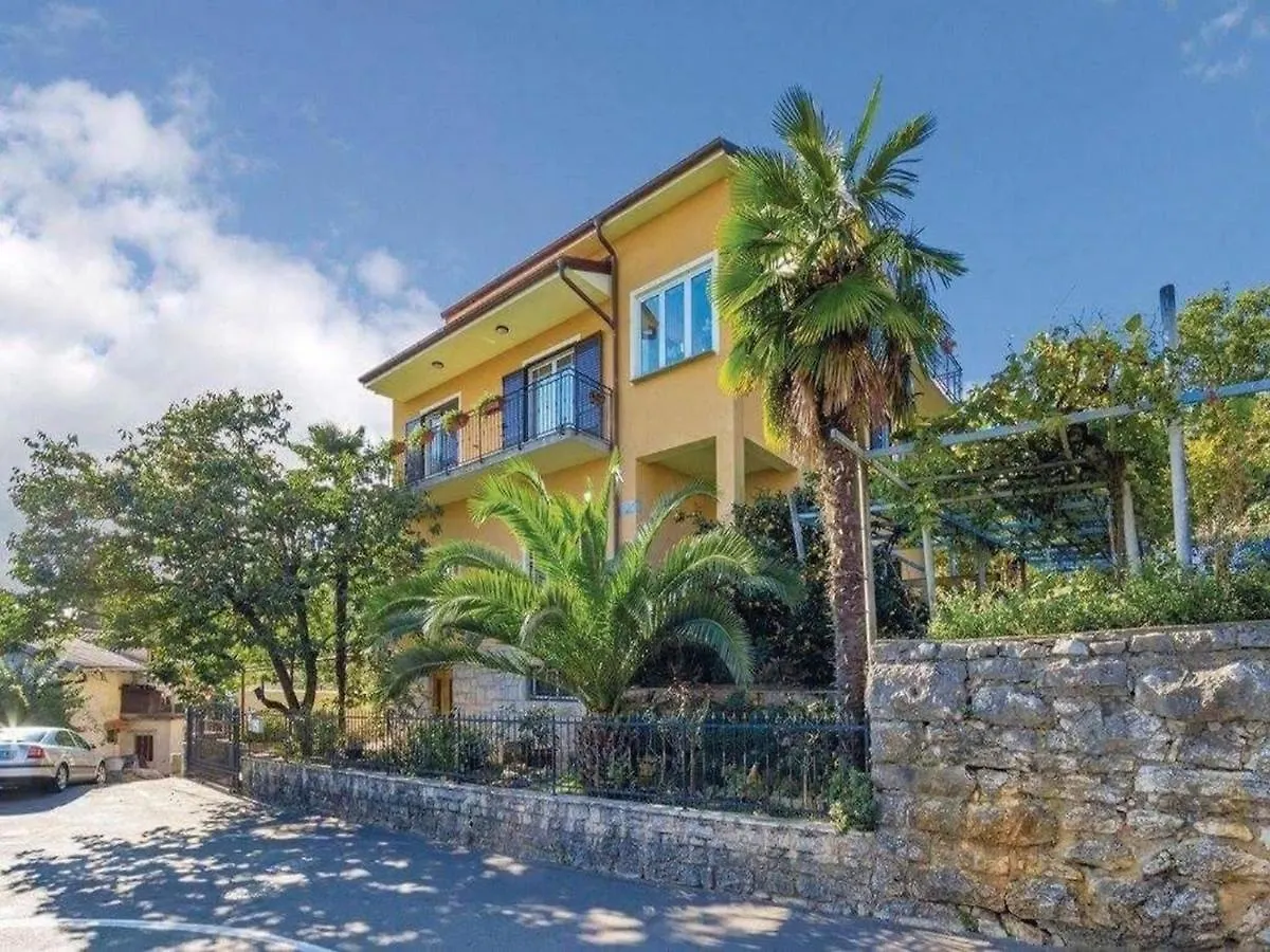 Apartment Kumicic - 3 Bedrooms Icici